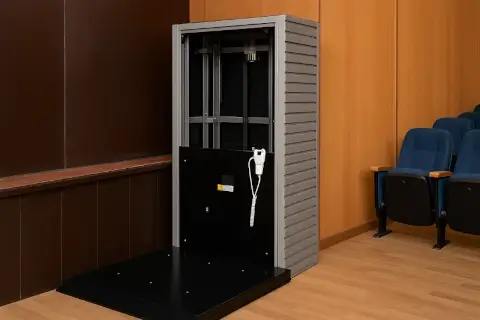 نصب بالابر عمودی ویلچر